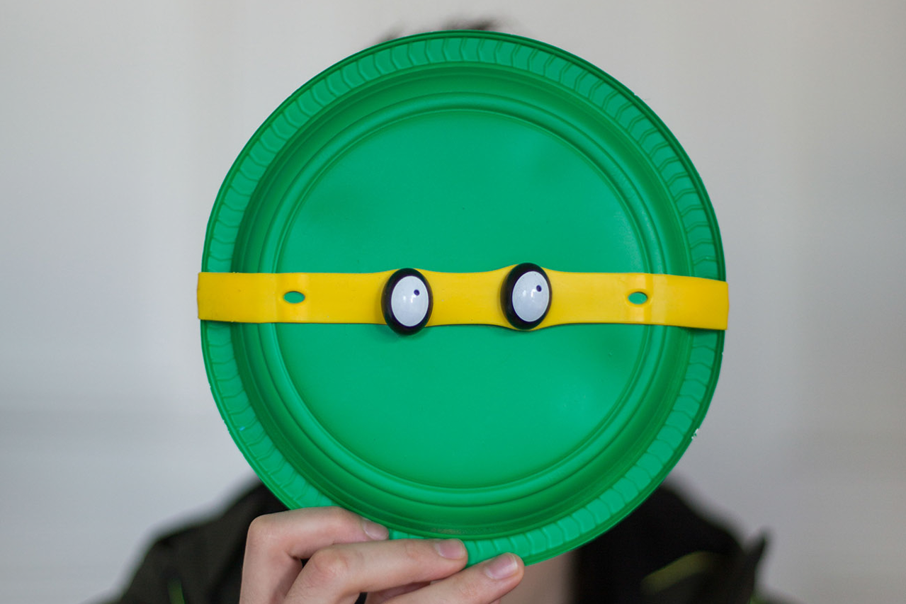 https://toyi.io/wp-content/uploads/2021/09/lifestyle13-9.png